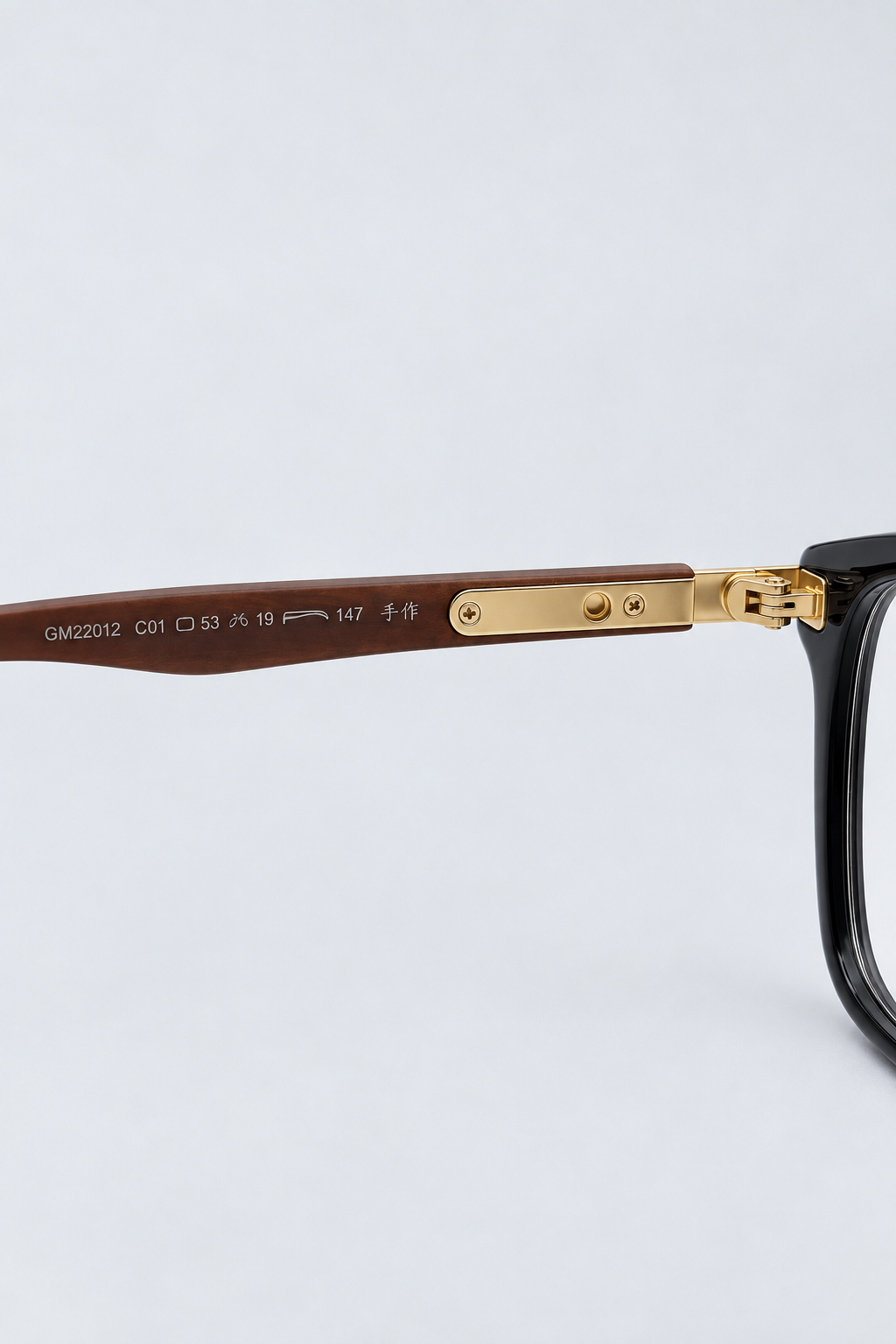 Fashion Eyeglasses for Men and Women
